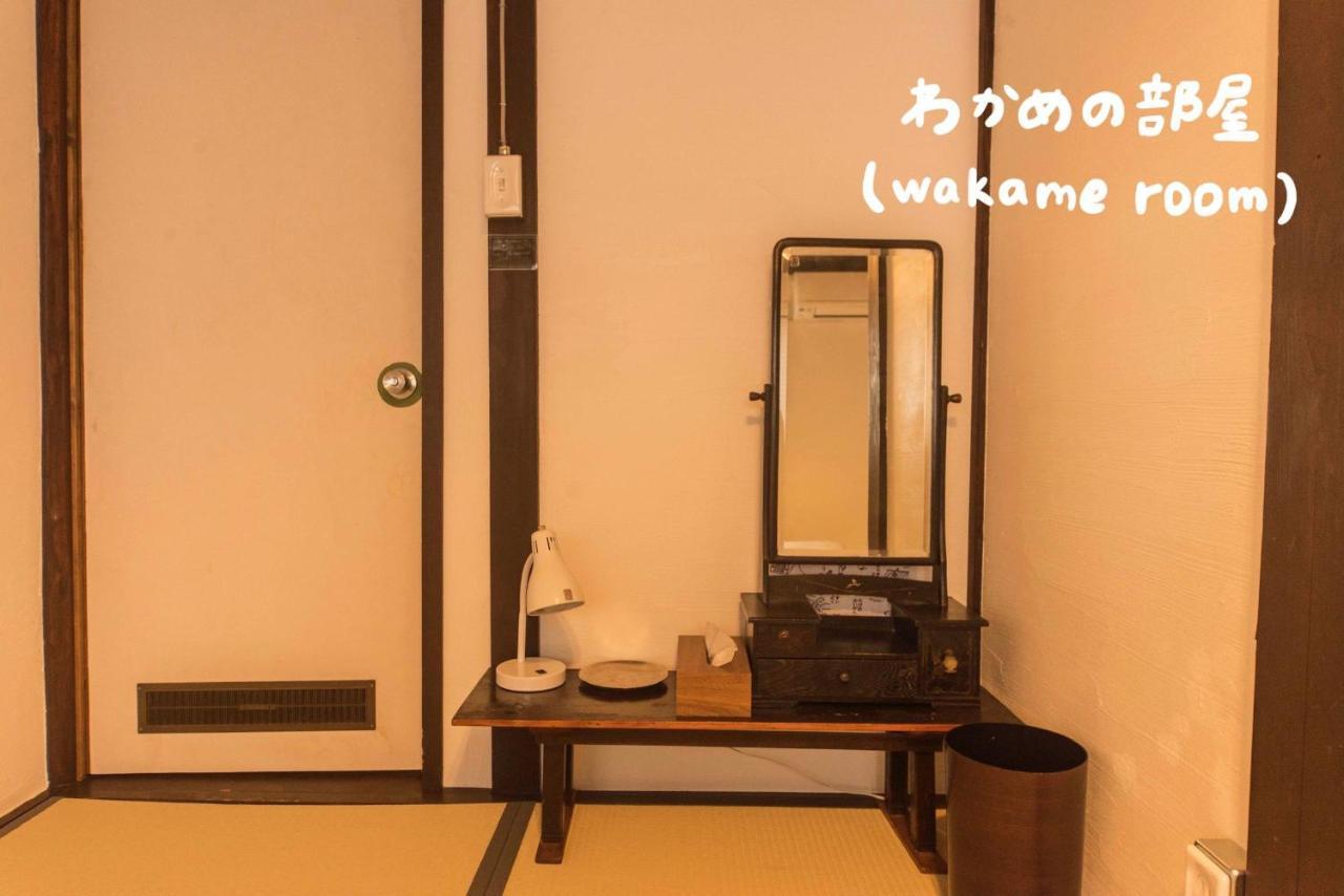 Book & Guesthouse Hitotomaru Toyooka  Exterior photo